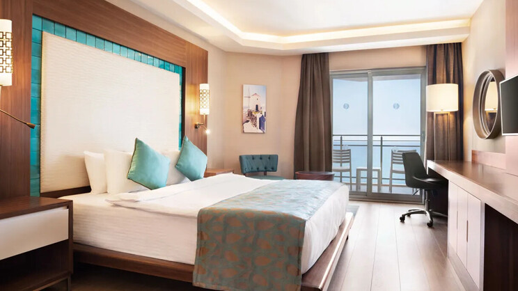 Ramada Hotel & Suites by Wyndham Kusadasi